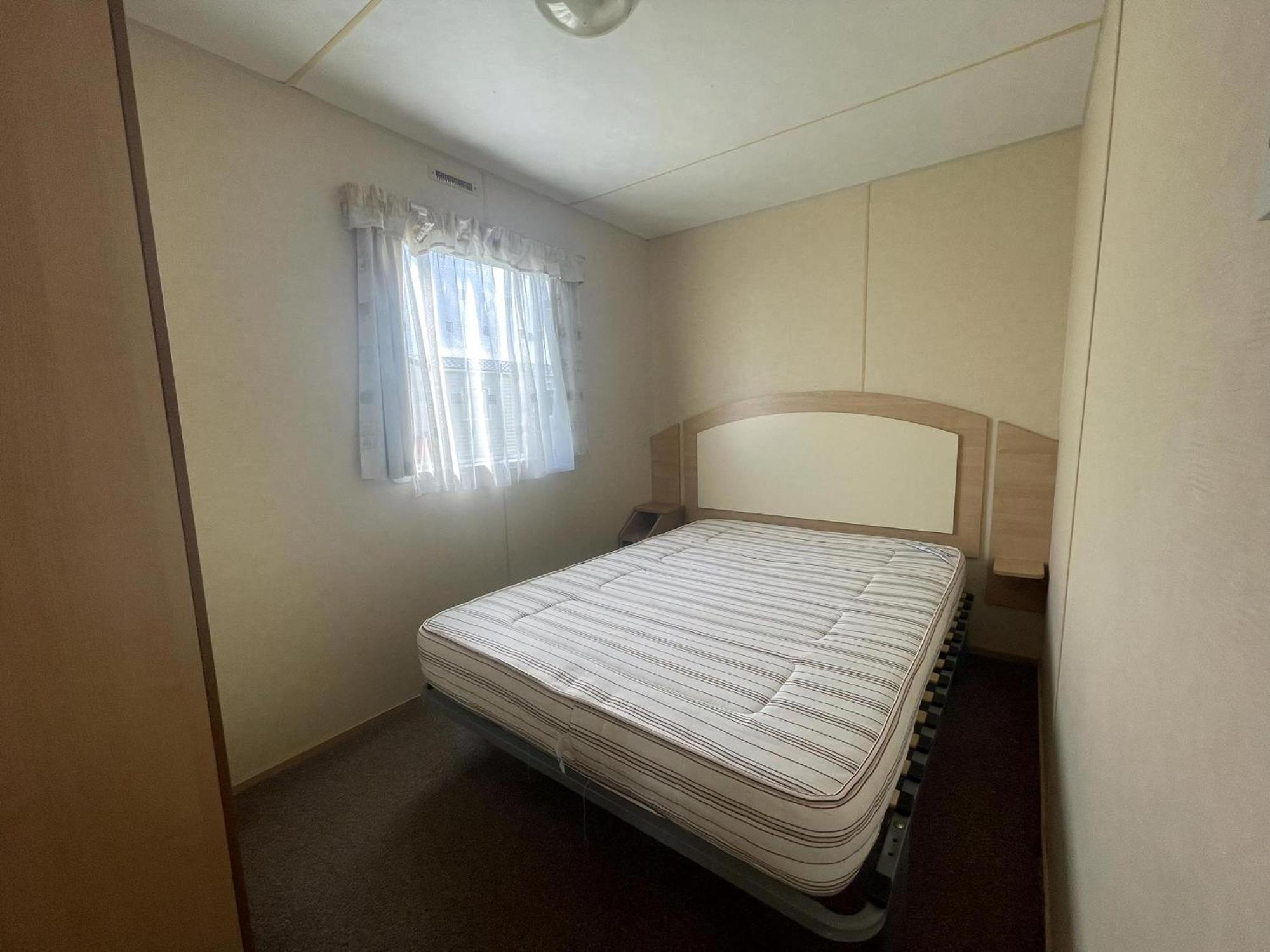 Lovely 8 Berth Caravan At St Osyth Beach Holiday Park Ref 28101G Clacton-on-Sea Dış mekan fotoğraf